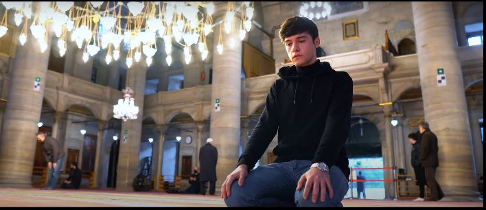 KÖTÜLÜKLERDEN ALIKOYAN NAMAZ HANGİ NAMAZDIR?